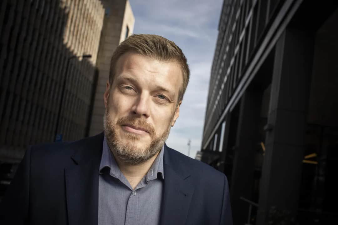 Adrian Zandberg: Kim jest? Od programisty do lidera Partii Razem